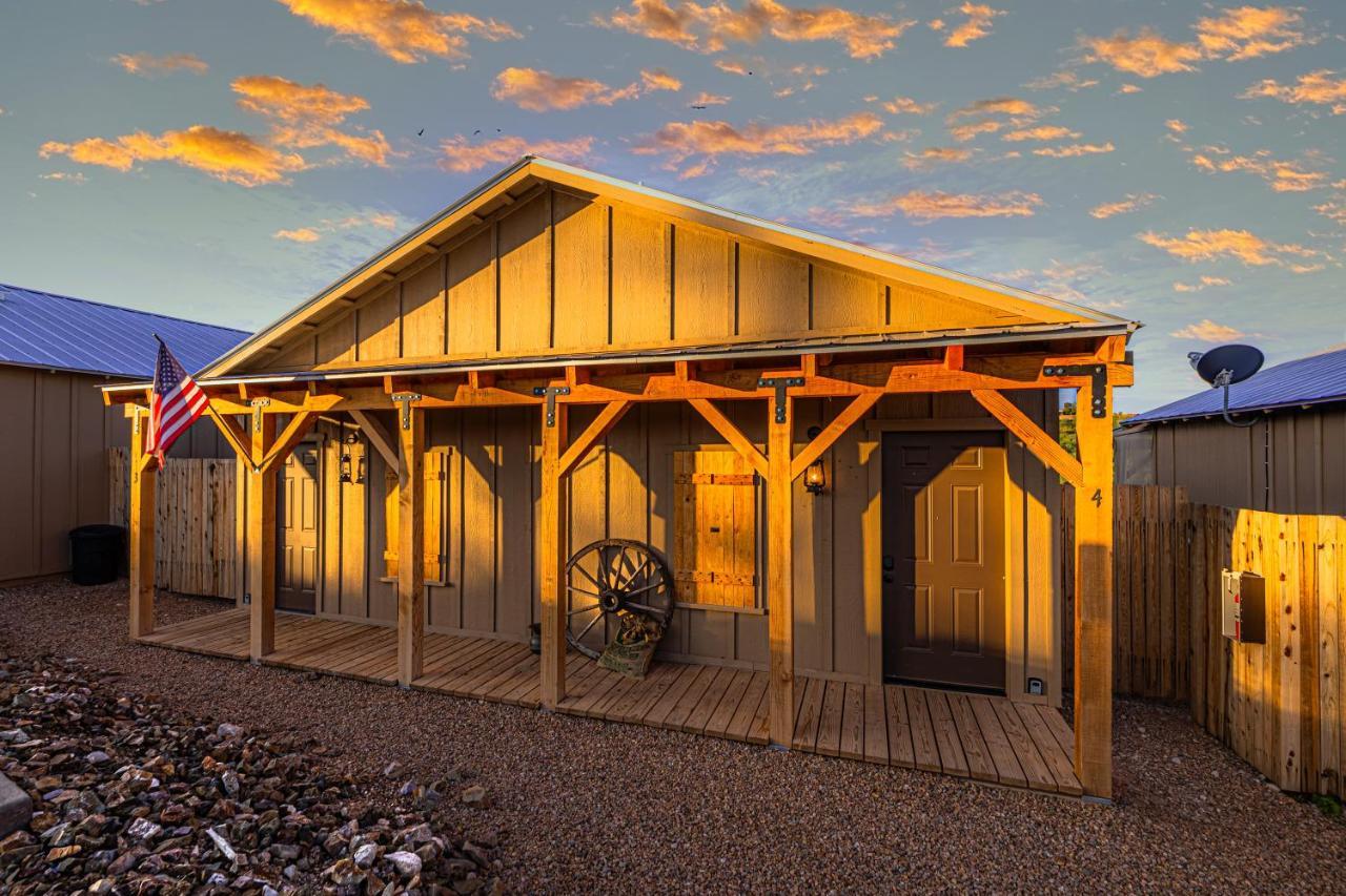 -Pet Friendly- Miners Cabin #6 - King Bed With Private Balcony Tombstone Exteriör bild